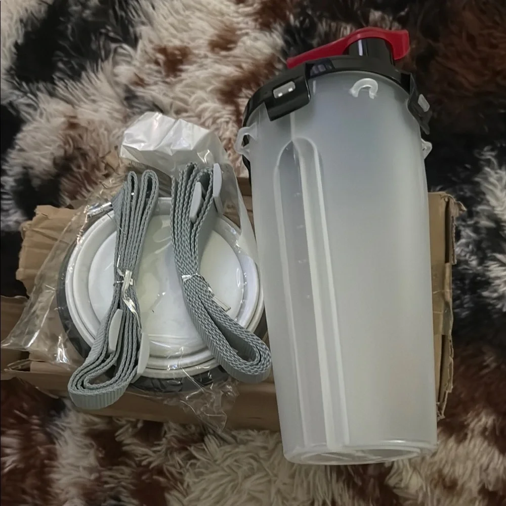 N/A dog travel